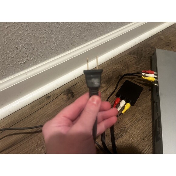 Sony DVP-NS57P Progressive Scan CD & DVD Player with remote - Picture 5 of 9